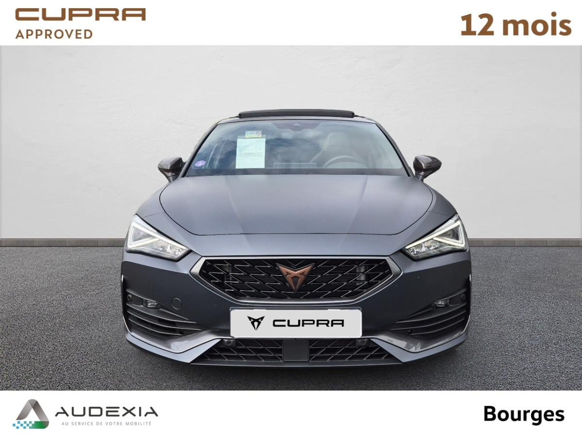 CUPRA LEON à Bourges