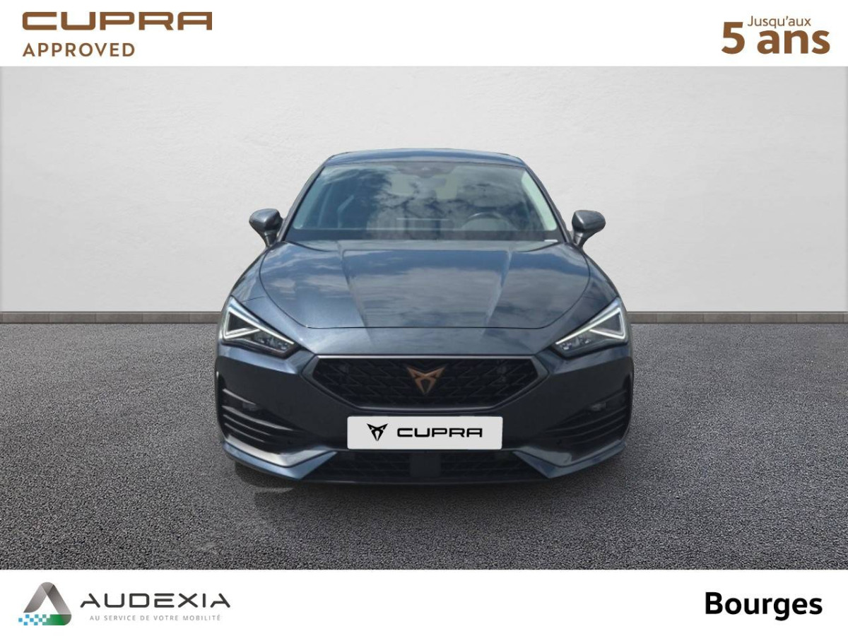 CUPRA LEON à Bourges